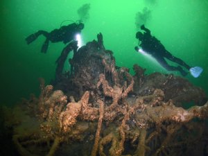 İzmit Körfezi'nde dalgıçların yeni gözdesi batık şehir oldu