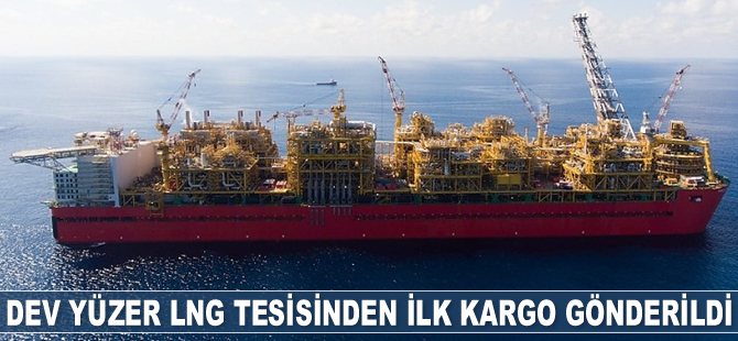 Shell, dev yüzer LNG tesisinden ilk kargosunu gönderdi
