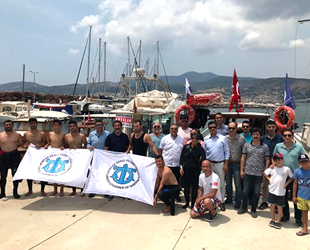 Çandarlı sahilinde kıyı ve denizaltı temizliği yapıldı