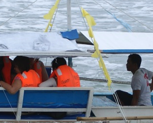 Güney Çin Denizi'nde Filipinler'e ait balıkçı teknesi battı