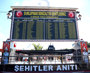 Sakarya'da Dumlupınar Denizaltısı Şehitleri Anıtı törenle açıldı