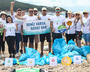 Doğa Dostu Araslar, Burgazada’da kıyı temizliği yaptı