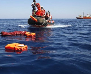Tunus açıklarında tekne battı: 71 düzensiz göçmen kurtarıldı...