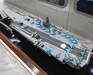 Rusya, yeni nükleer uçak gemisi projesi 'Lamantin'i tanıttı