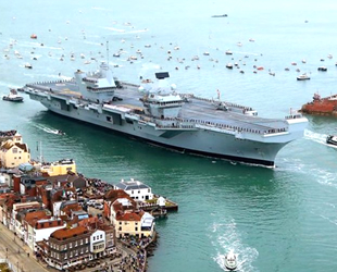 HMS Queen Elizabeth savaş gemisinde sızıntı tespit edildi