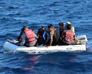 Çanakkale'de 12 düzensiz göçmen yakalandı