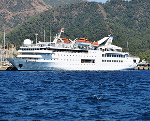 Orient Queen isimli kruvaziyer gemisi, Marmaris’e geldi