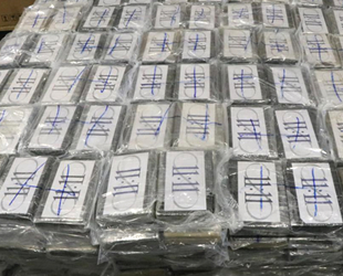Almanya'da konteyner gemisinde 4,5 ton kokain ele geçirildi