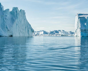 Grönland'da bir ay içinde 200 milyar ton buz eridi