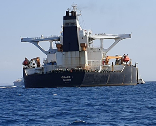 İran, alıkonulan petrol tankeri için bölgeye filo gönderebilir