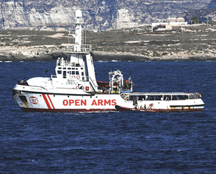 Open Arms gemisindeki göçmenler 5 AB ülkesine dağıtılacak