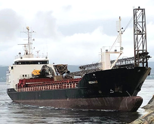 ‘Nidaro’ isimli kargo gemisi, Norveç’te karaya oturdu