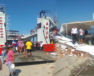 'Adalar 1' isimli feribot iskeleye çarptı: 7 yaralı...