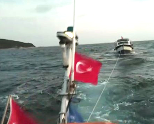 Arızalanan gezi teknesini DAK-SAR ekipleri kurtardı