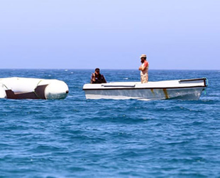 Filipinler'de vapurda yangın çıktı: 3 ölü, 69 kayıp...