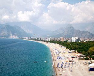 Antalya'da çevreyi kirleten iş yerlerine mühür uyarısı yapıldı