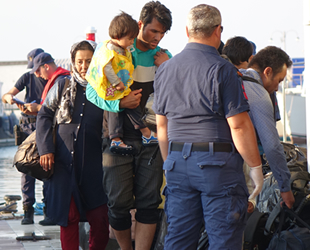 Çanakkale'de 97 düzensiz göçmen yakalandı