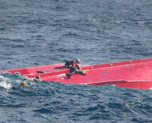 Japonya'da balıkçı teknesi alabora oldu: 1 ölü, 7 kayıp...