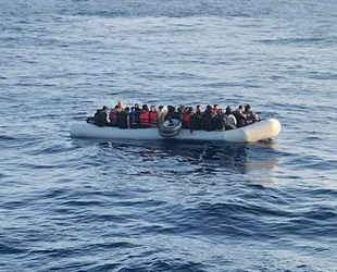 Sisam Adası’nda düzensiz göçmen botu bulundu
