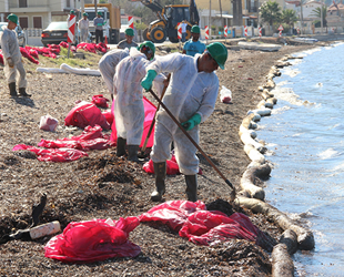 Deniz kirliliğine sebep olan firmaya 144 bin lira para cezası kesildi