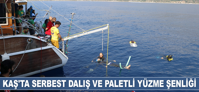 Kaş'ta serbest dalış ve paletli yüzme şenliği devam ediyor