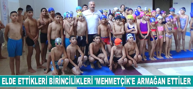 Yüzücüler, elde ettikleri birincilikleri Mehmetçik'e armağan etti