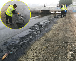 Aliağa’da denizi kirleten atıklar temizleniyor