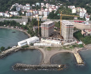 Ordu’da kumsalın üzerindeki gökdelen inşaatı durduruldu