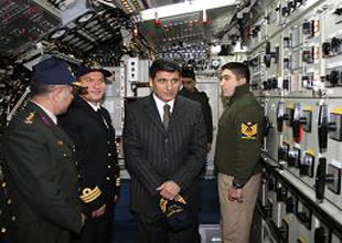 TCG 1. İnönü Denizaltısı Trabzon'da