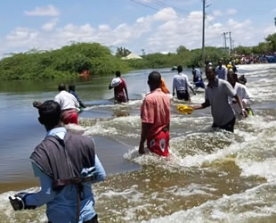 Somali'de tekne alabora oldu: 15 ölü