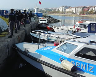 Marmara Denizi'nde trol avcılığıyla mücadele sürüyor