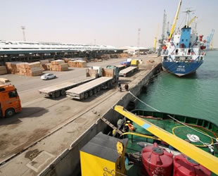 Irak’taki  Umm Kasr Limanı eylemlerden dolayı kapatıldı
