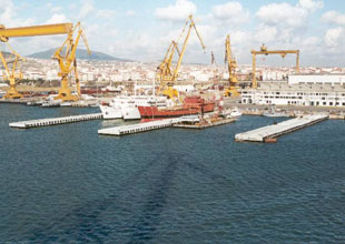 Pendik Askeri Tersanede bir işçi öldü