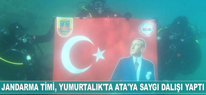Jandarma timi, Yumurtalık’ta ‘Ata’ya saygı dalışı yaptı