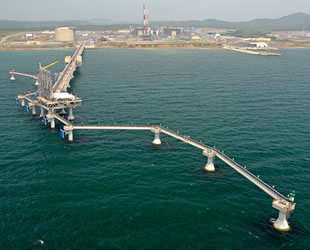 Sakhalin-2 LNG Tesisi’nin büyütülmesi planları askıya alındı