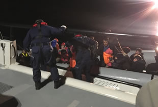 Çanakkale'de 70 düzensiz göçmen yakalandı