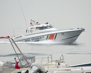 Denizin ortasında fenalaşan balıkçıyı Sahil Güvenlik ekipleri kurtardı