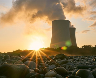 Petrol bağımlılığını azaltmak isteyen Riyad nükleer enerjiye yöneliyor