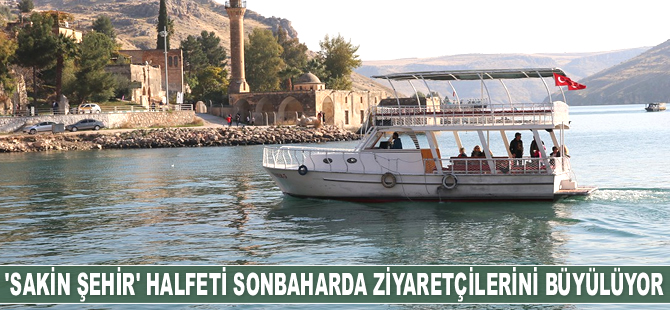 'Sakin şehir' Halfeti sonbaharda ziyaretçilerini büyülüyor