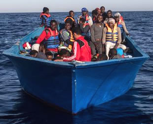 Moritanya'da tekne alabora oldu: 57 ölü