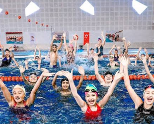 Denizli’de 2019 yılında 50 bin kişi yüzme öğrendi