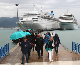 'Merella Dream' ve ‘Amera’ isimli yolcu gemileri Alanya’ya geldi