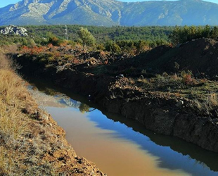İris Gölü'nde açılan kanallar kapatılacak