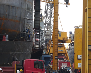 Torlak Tersanesi’nde bakım yapılan gemide yangın çıktı