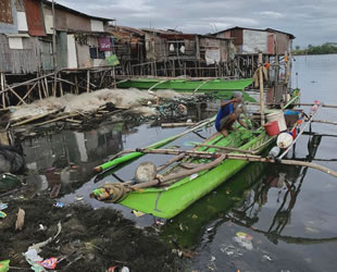 Filipinler'i Phanfone Tayfunu vurdu