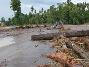 Filipinler'deki Ursula Tayfunu'nda ölü sayısı 28'e çıktı