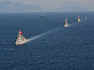 Milli Savunma Bakanlığı duyurdu: 2 fırkateyn Cezayir'e gidiyor