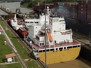 Panama Kanalı’nın devlete devredilişinin 20. yılı 'kuraklık gölgesinde' kutlandı