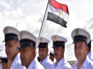 Mısır ordusundan Akdeniz'de tatbikat