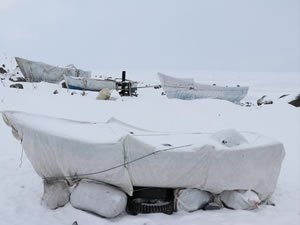 Türkiye'nin en yüksek rakımlı gölü buzla kaplandı